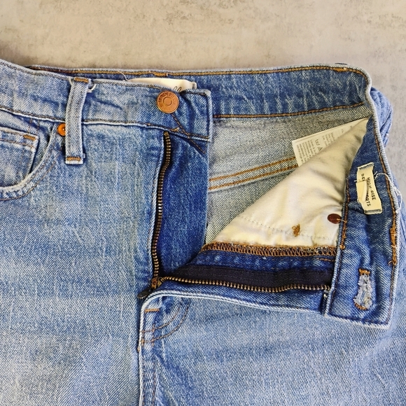 Madewell High Rise Denim Shorts Blue Distressed Hem Medium Wash Size 25 - Picture 6 of 13